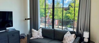 Amazing 1BR Downtown Apartment!