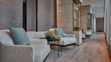 Couples treatment rooms, steam room, body treatments, hot stone massages