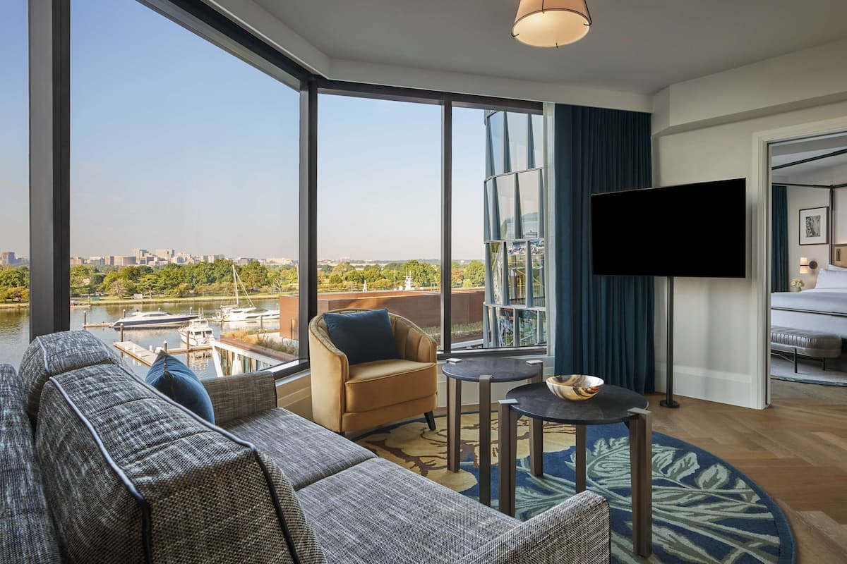 Deluxe River View One Bedroom Suite | 1 phòng ngủ, bộ trải giường bằng vải cotton Ai Cập