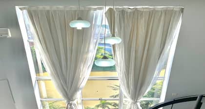 Saint Sebastian 506 Duplex no Centro