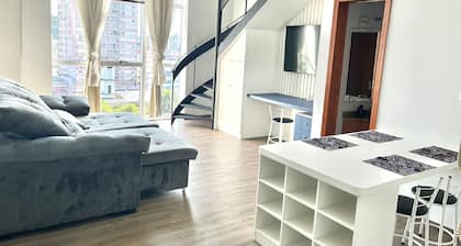 Saint Sebastian 506 Duplex no Centro