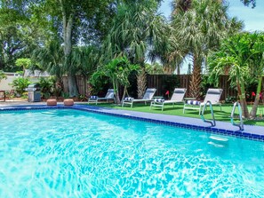Outdoor pool, a heated pool