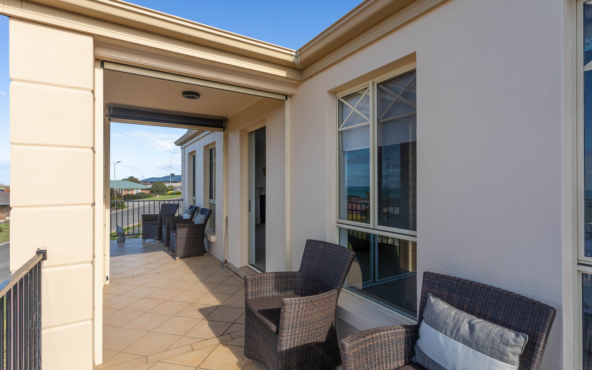 THE PERFECT WHALE BEACH HOUSE GETAWAY