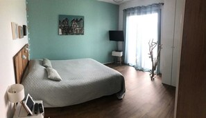 4 habitaciones, tabla de planchar con plancha y wifi gratis 