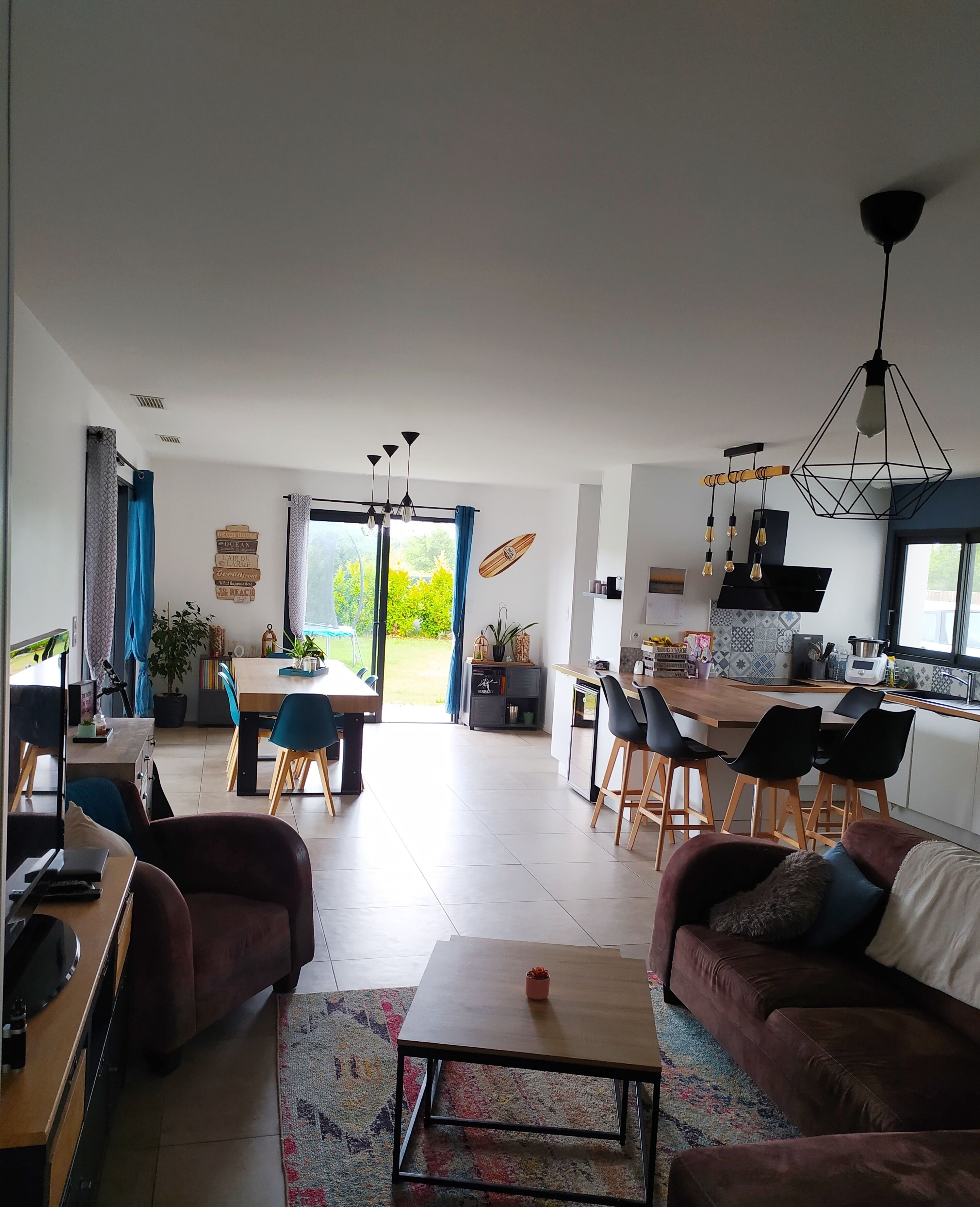 TV, DVD player, books