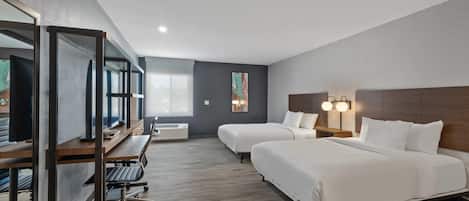 Habitación, 2 camas de matrimonio, no fumadores | Escritorio, espacio para trabajar con un portátil, wifi gratis