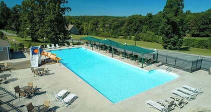 #110 Pointe - 1 Bedroom Lakefront Condo at Mariners SML