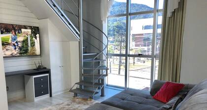 Saint Sebastian 213 Duplex no Centro