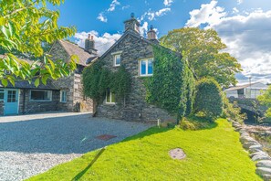 Exterior - Smithy Cottage - large village cottage for 6 with riverside garden (Coniston)