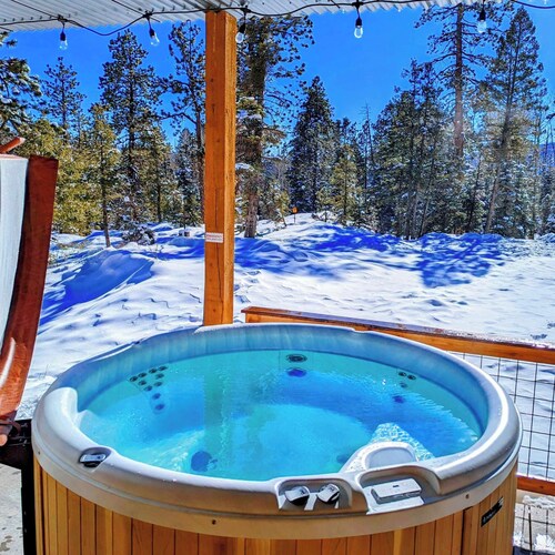 New Cabin-On Nat'l Forest-Hot Tub-3mi to Ski-4Kings-Private Nature Trail-Fishing