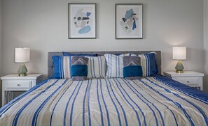 3 bedrooms, desk, iron/ironing board, free WiFi