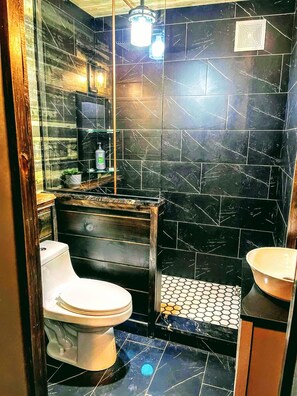 Shower, towels