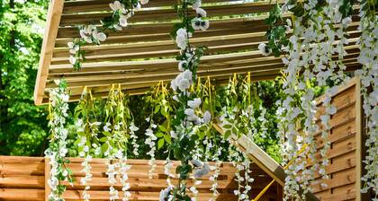 The Majestic Garden Suite