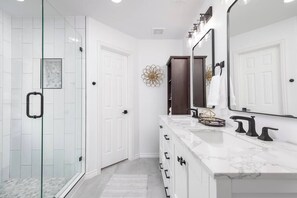Bathroom - Newly remodeled home near Historic downtown (McKinney)