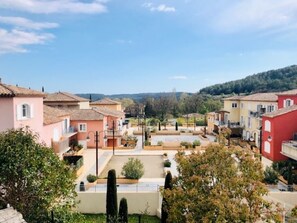 Property grounds - Duplex Garden Apartment (Callian)