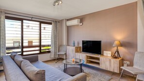 TV - Casa Valle Niza Vélez-Málaga by Ruralidays (Málaga)