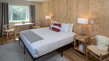 Quarto luxo | Escrivaninha, Wi-Fi de cortesia, roupa de cama