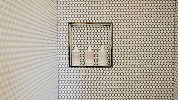 Regadera en el baño