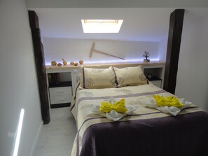 4 chambres, systĂšme dâinsonorisation, fer et planche Ă repasser