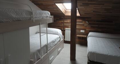 Very spacious and bright apartment in the Plaza Mayor of Béjar