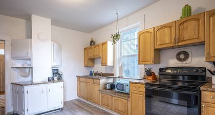 Spacious home steps from Main St and Shenandoah NP with firepit & large backyard