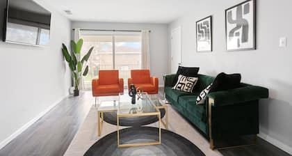 MODERN 2 BEDROOM CONDO! WHEN LUXURY & COMFORT MEET!