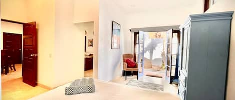 2 bedrooms, in-room safe, free WiFi, bed sheets