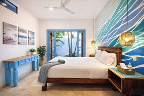 2 bedrooms, in-room safe, iron/ironing board, free WiFi