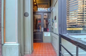 A fire command center entrance with a sign indicating its location on 1617 California St.