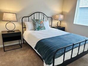 4 habitaciones, tabla de planchar con plancha y wifi gratis 