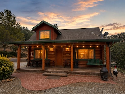 Bodfish Ranch/ sleeps 14 / secluded on 3.5 acres