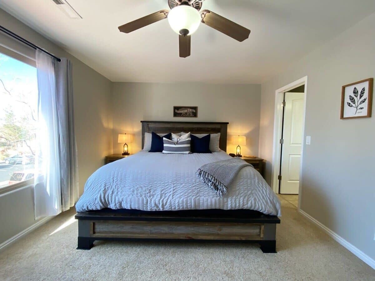 3 chambres, fer et planche à repasser, lit parapluie, Wi-Fi