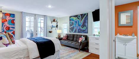 1 dormitorio, tabla de planchar con plancha, wifi y ropa de cama