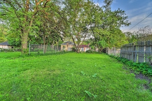 Property grounds - Elegant Detroit Home w/ Yard ~ 5 Mi to Dtwn! (Detroit)