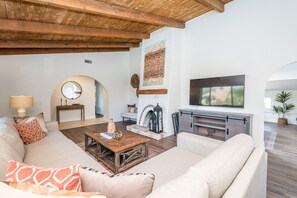 Smart-tv en tafelvoetbal