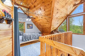 3 Schlafzimmer, Verdunkelungsvorhänge, Bügeleisen/Bügelbrett