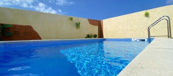 Grandioso Okinawa Pool Villa Onna 6A4LDKpool  B / Kunigami-gun Okinawa