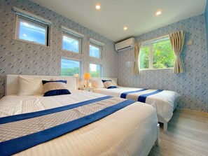 4 bedrooms, desk, iron/ironing board, free WiFi