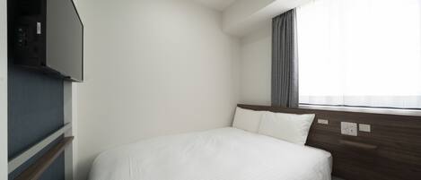 1 bedroom, desk, free WiFi, bed sheets