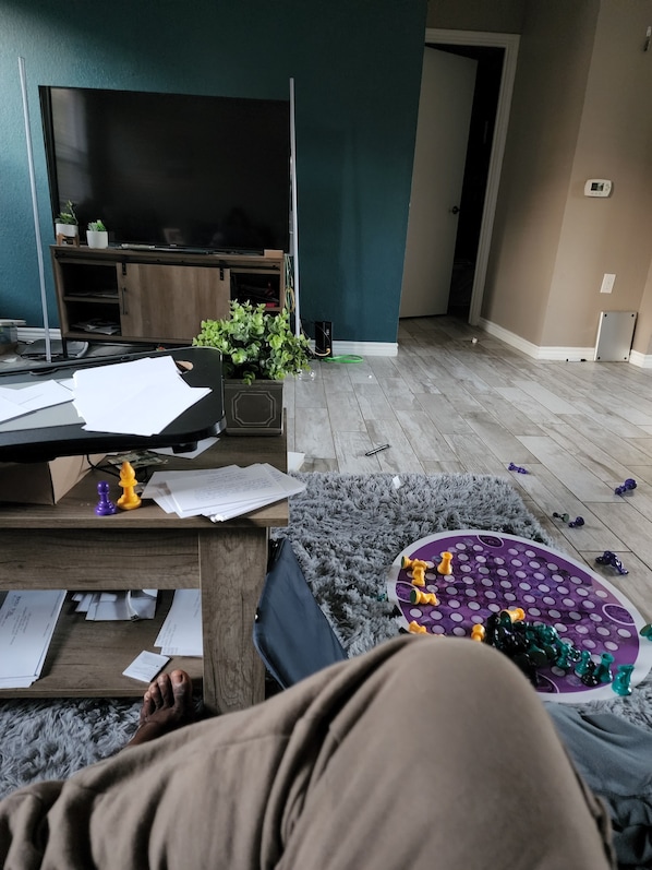 Immagine non classificata, 1 di 8, pulsante