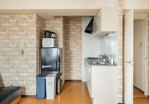 Interior - Grandioso Nakano 701Beautiful night view10 minutes by train to ShinjukuHighspeed WiFi / Nakano-ku Tokyo (Nakano-ku)