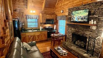 Smart TV, fireplace