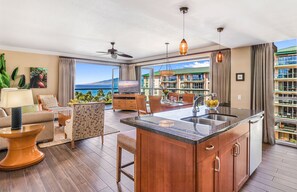 Interior - Maui Resort Rentals: Honua Kai - 3 Total Bedrooms, Stunning 6th Floor Ocean Views! (Lahaina)