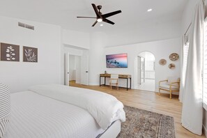 5 camere, ferro/asse da stiro, Wi-Fi gratuito, lenzuola