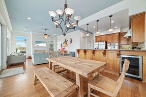 Dining - LUXURY, SINGLE SIDE OF DUPLEX, PRIVATE NEIGHBORHOOD, WATERFRONT, POOL! (Orange Beach)