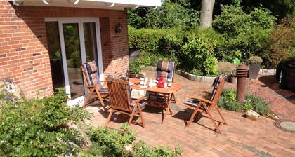 Appartement Eckernförde avec vue sur la mer, jardin et Wi-Fi.