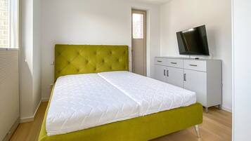 4 bedrooms, free WiFi, bed sheets