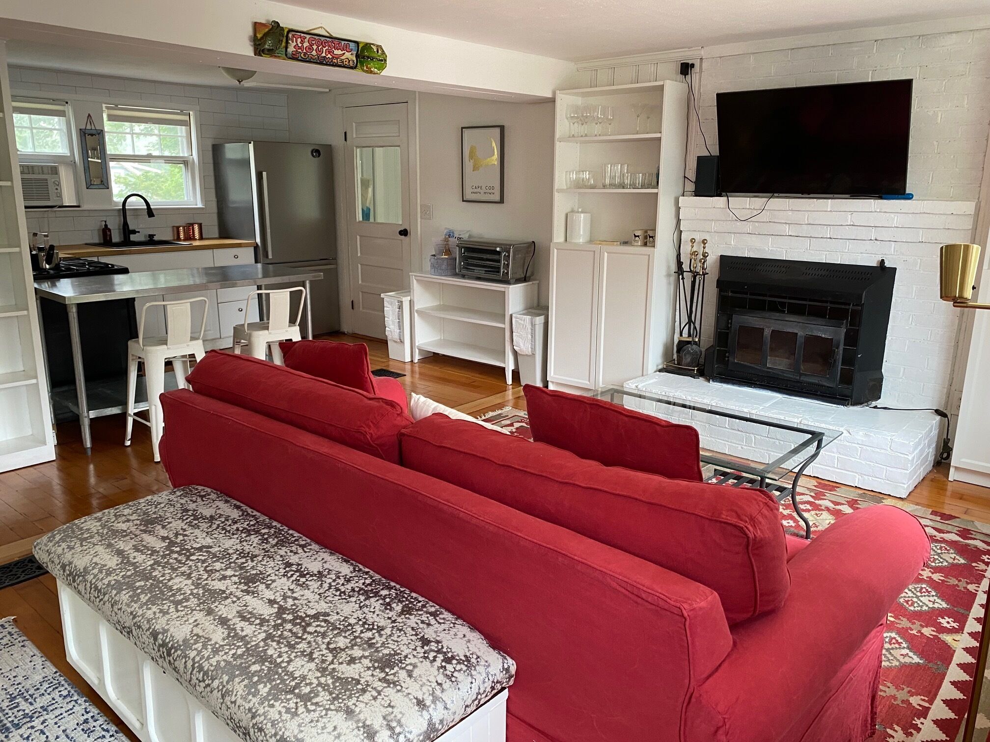Renovated Cottage in Classic Beach Community