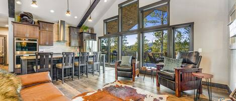 Televisión y chimenea