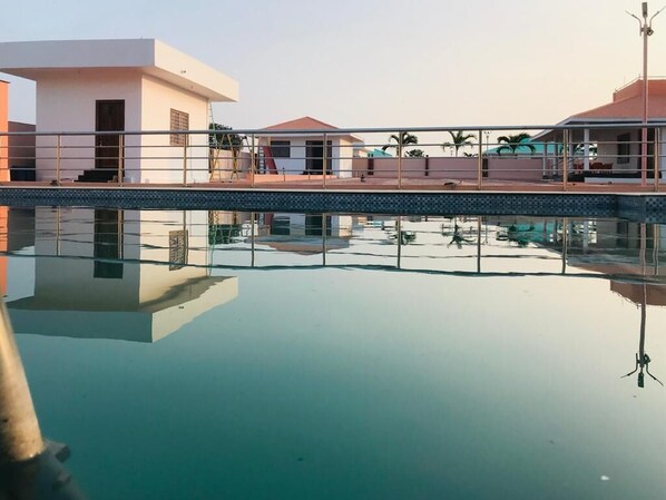 Outdoor pool - Luxury Farmhouse with Bedrooms, AC, Private Pool, Lawn and Gazebo (Chevella)